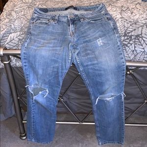 Women’s Levi’s distressed jeans size 5M